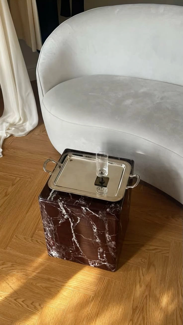 Rosso Levanto marble side table – view 08